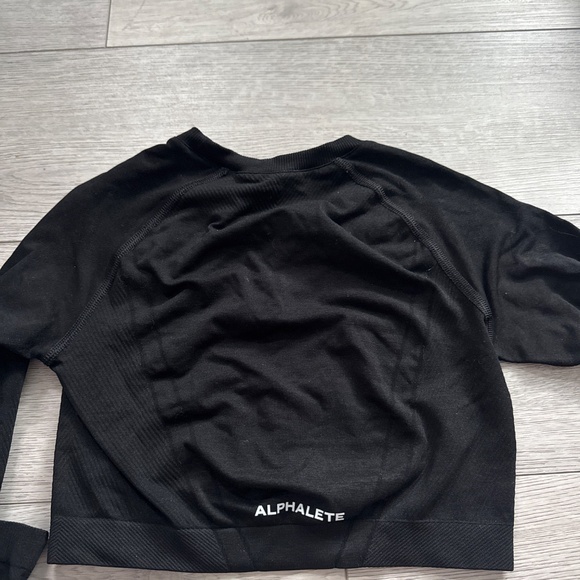 Alphalete crop top - Picture 3 of 3